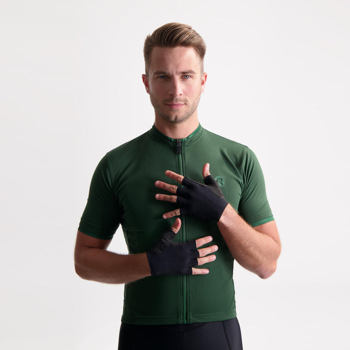 Rogelli Distance fietshandschoenen heren zwart gedragen voorkant.