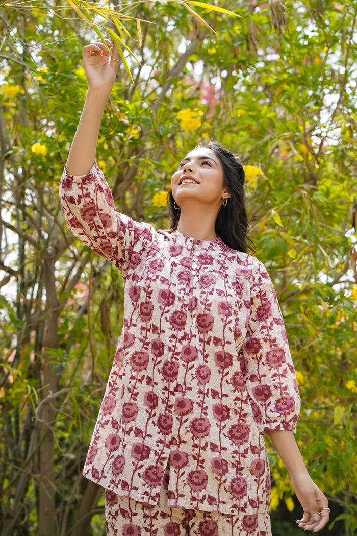 Floral Twines on off white Cotton Loungewear Top Set