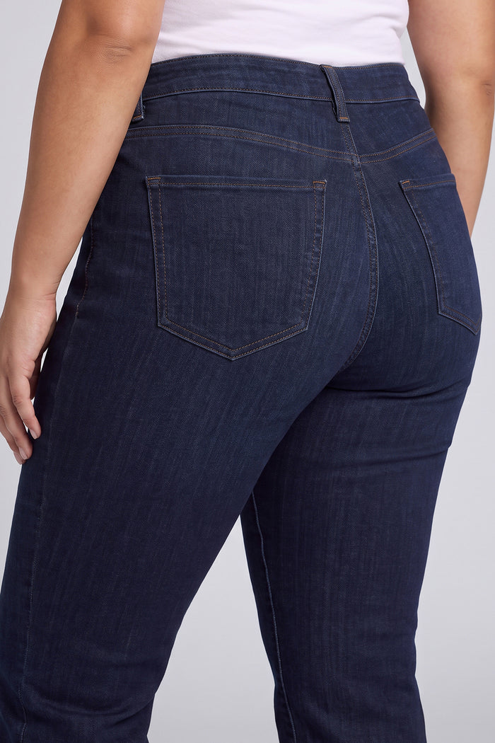 Marilyn Straight Jeans In Plus Size - Obsidian Blue