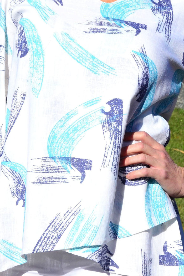 Ocean-themed linen cotton tunic top by Ruby Rain featuring a relaxed fit and ocean print design.
