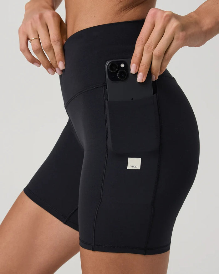 VUORI ALL THE FORM POCKET SHORT 6" BLACK WOMENS SHORTS
