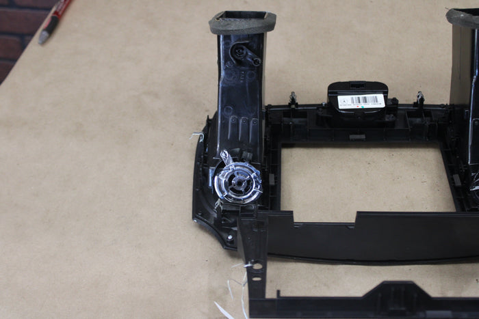 2011-2014 CHRYSLER 300 CENTER DASH RADIO AIR VENT CLOCK TRIM BEZEL OEM