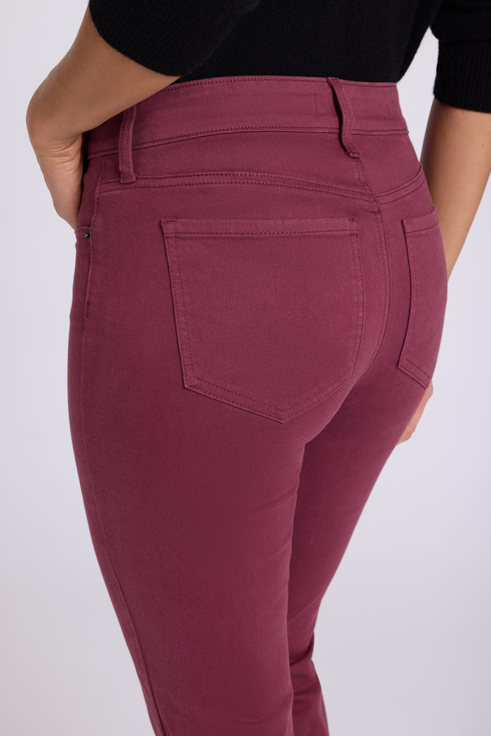 Barbara Bootcut Jeans - True Burgundy