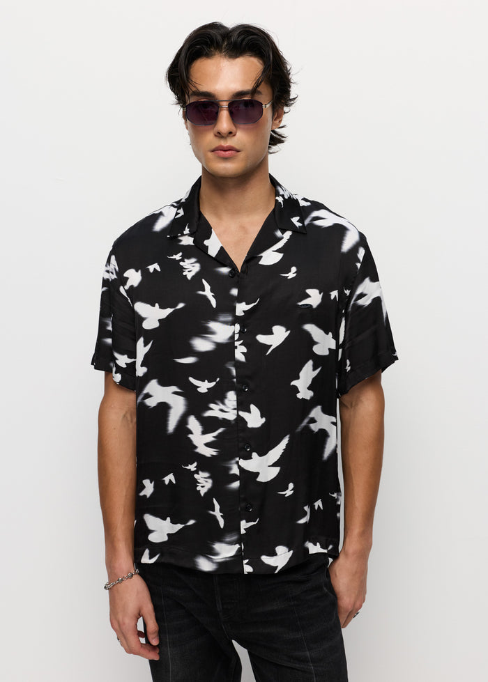 BIRD GRAPHIC PRINT SHIRT
