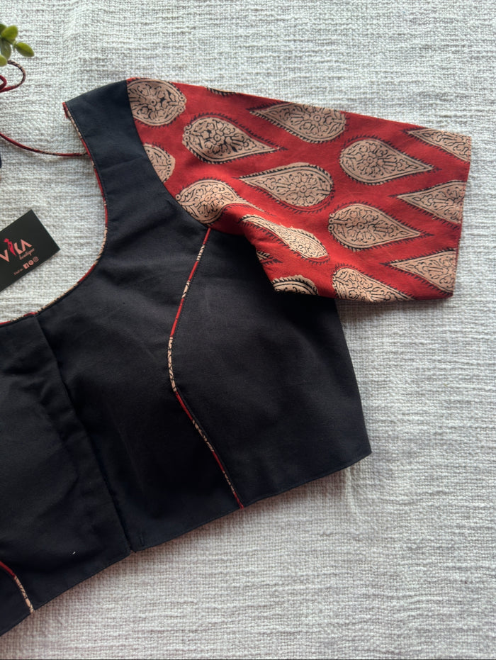 Black and red cotton blouse
