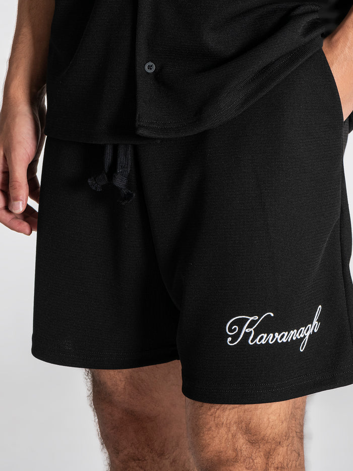 shorts / Beige Insignia Satin Shirt