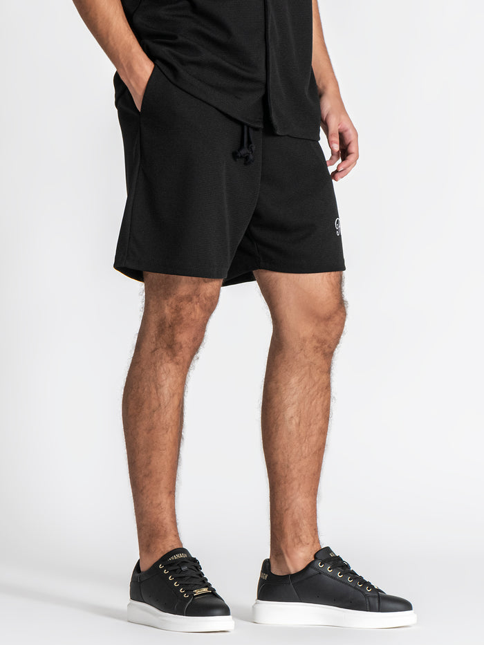 shorts / Beige Insignia Satin Shirt