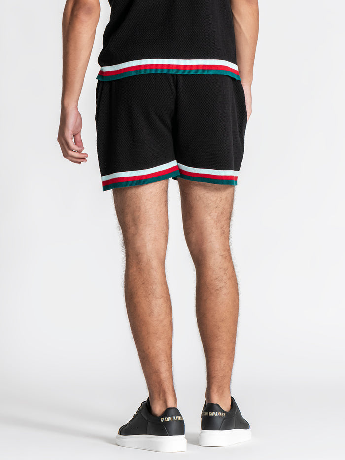 shorts / Black Look at me now Tee