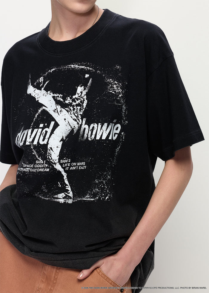DAVID BOWIE GRAPHIC BAND TEE