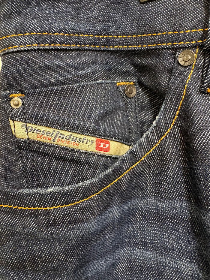 Diesel Larkee 0806W Regular Straight Mens Jeans USED EXCELLENT CONDITION SIZE 33W