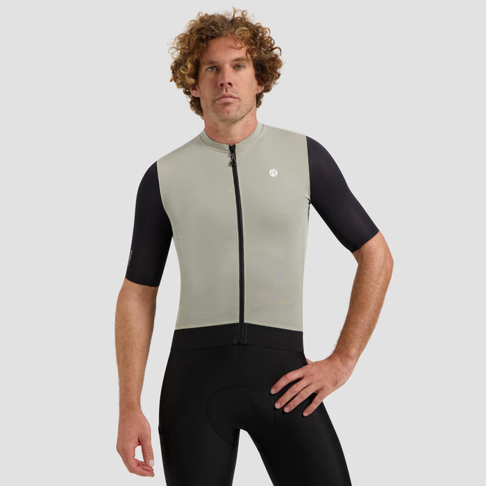Rogelli Distance II fietsshirt heren taupe korte mouw gedragen voorkant.