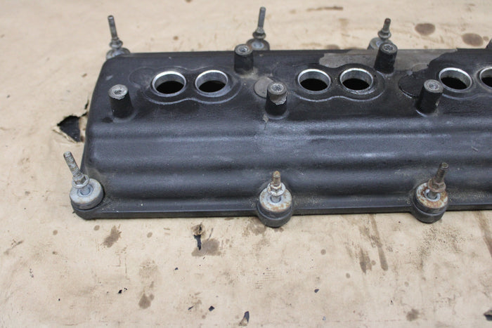 DODGE CHARGER SRT8 2005-2010 6.1L ENGINE MOTOR CYLINDER HEAD VALVE COVER OEM