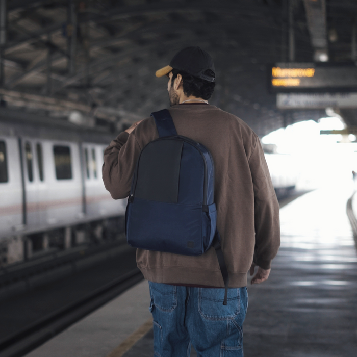 FINE Daypack, everyday carry backpack with padded laptop sleeve