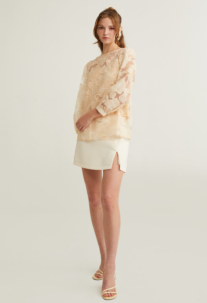 Floral Contrast Embossed Blouse