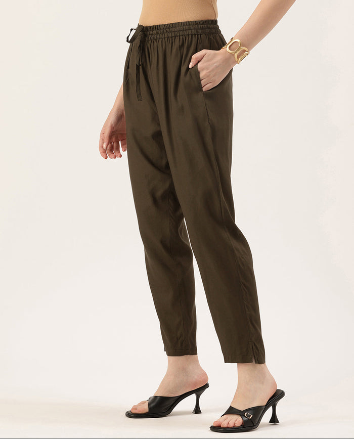 Granite Solid Pencil Pant