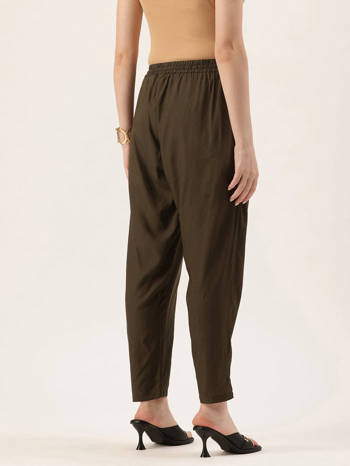 Granite Solid Pencil Pant