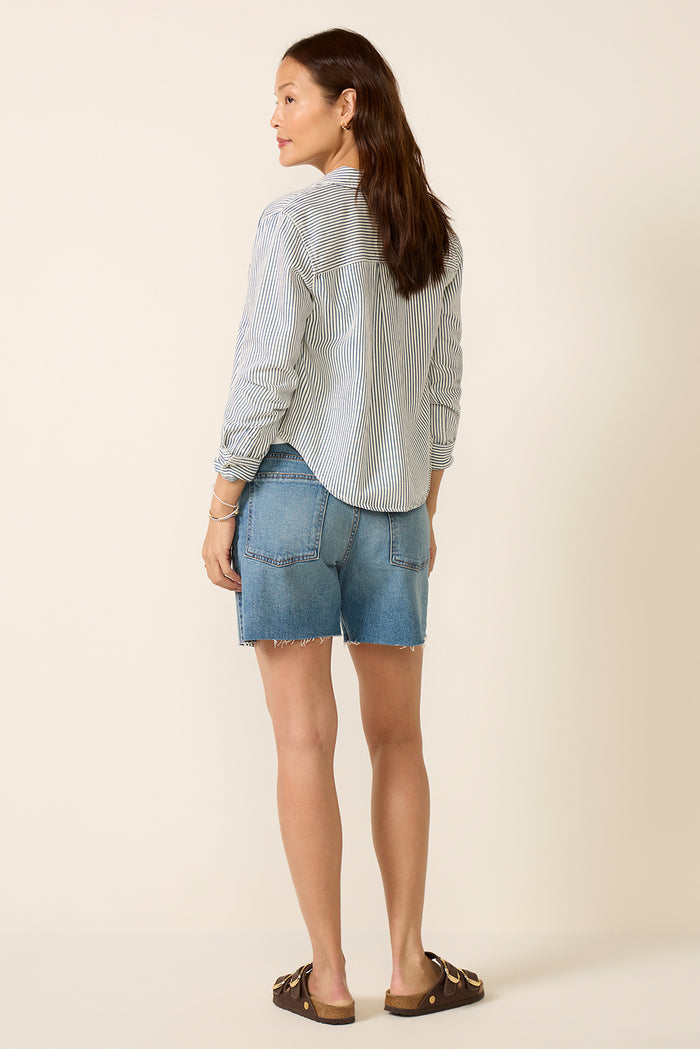 Hailey Short 6` w Side Inset