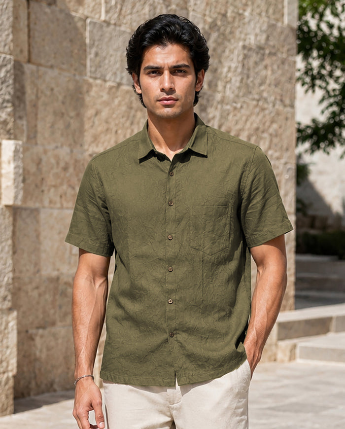 Half-Sleeve Crush Viscose Shirt in Green
