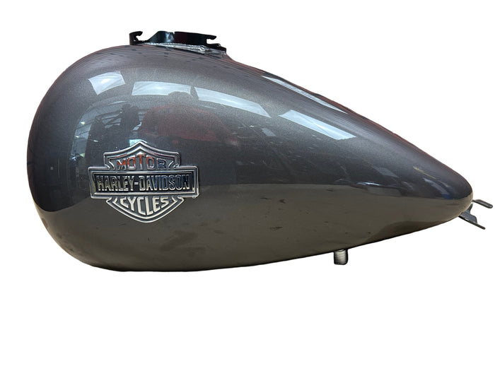 Harley Davidson OEM 2023 FLHXS Fuel Tank 61000690 Gray Haze
