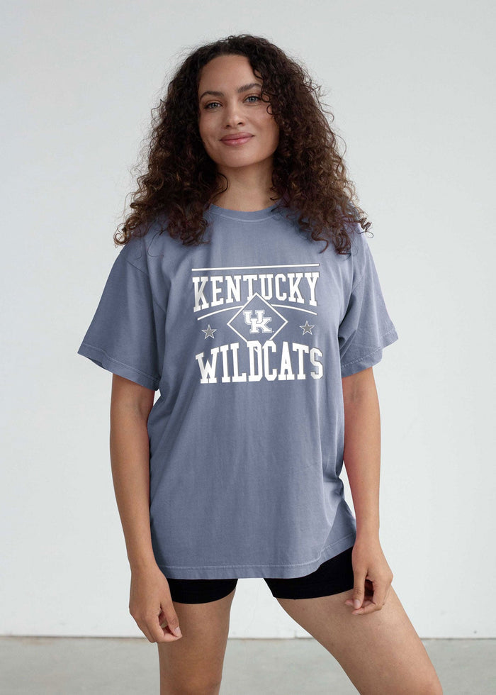 Kentucky Wildcats Women's Ocean Oversized Salt wash cotton T-Shirt with short sleeves, worn out look, crew neck and drop shoulders
