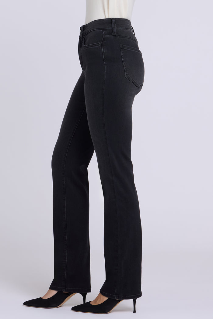 Marilyn Straight Jeans In Tall - Helleborus