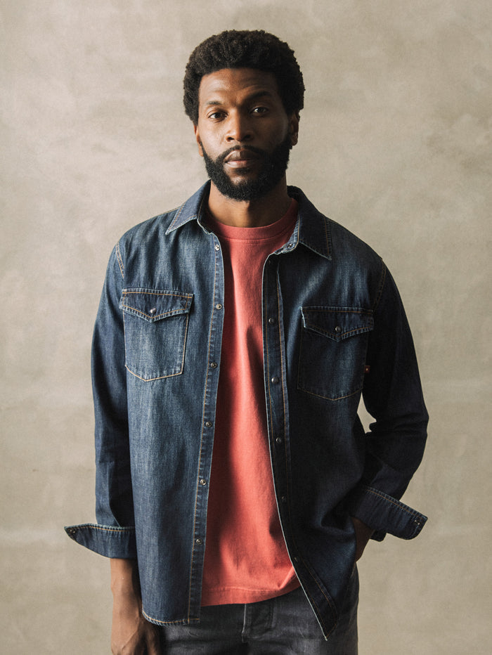Modelshot / Dark Blue Denim / Detail