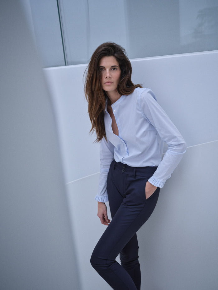 Modelshot / Light Blue / Detail