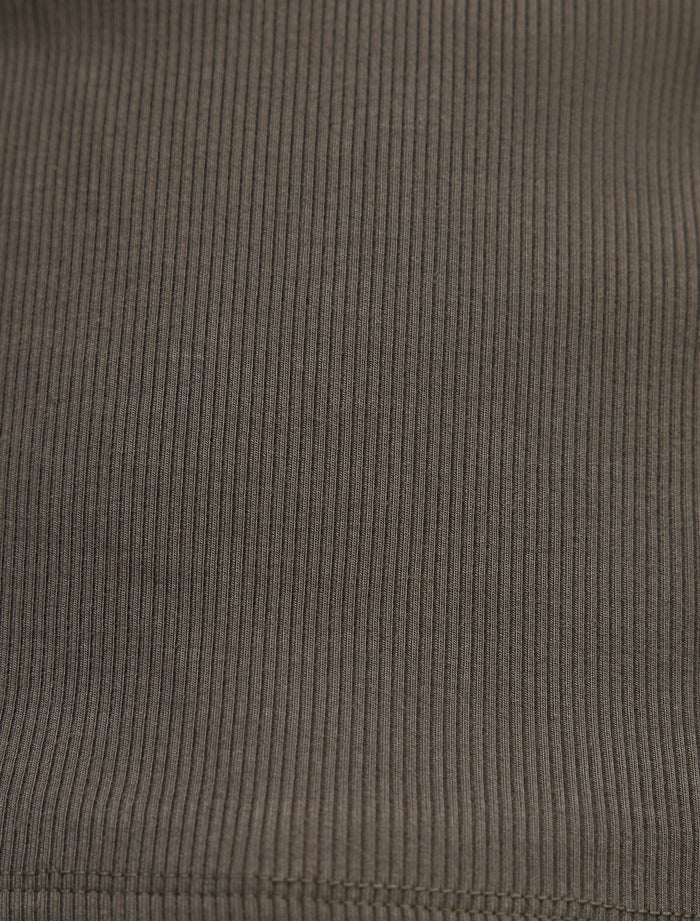 Rebecca Scallop Trim T-Shirt Forever New