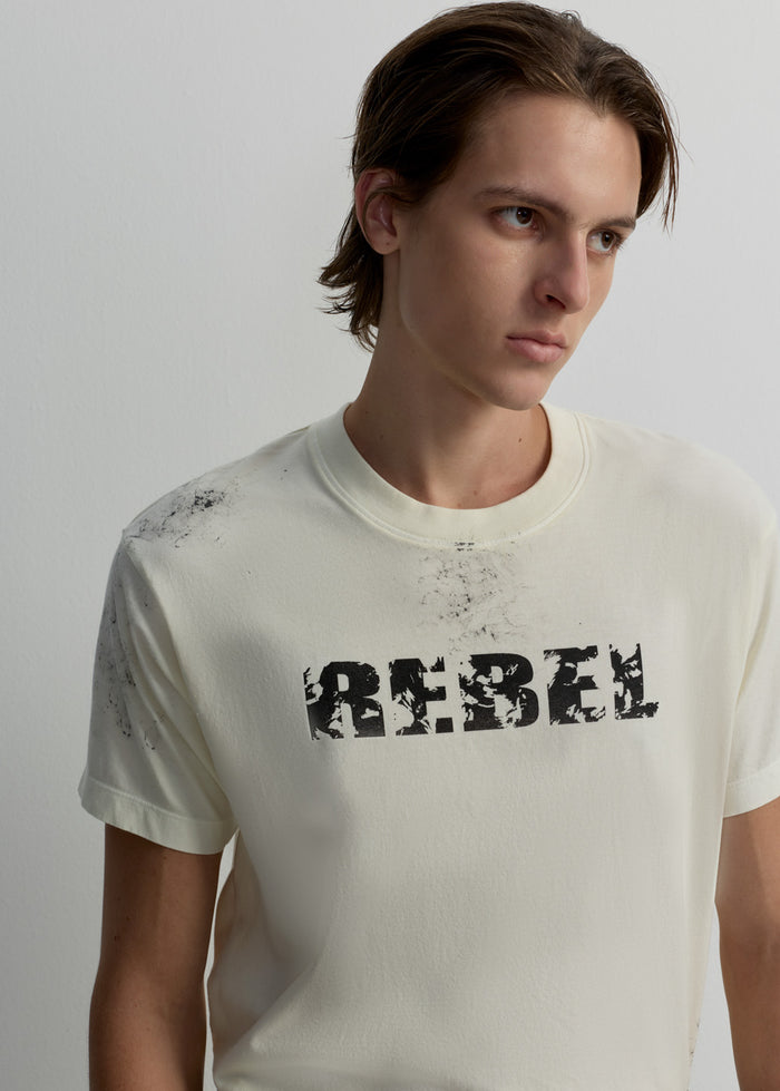 REBEL GRAPHIC TEE