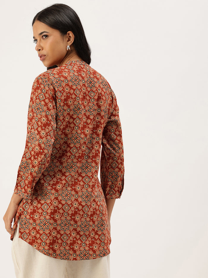 Red Ethnic Printed Mandarin Collar Tunic ,Red Tunic, Ethnic Tunic, Printed Tunic, Mandarin Collar Tunic, Womens Tunic, Ethnic Top, Indo Western Top, Fusion Wear, Indian Wear, Casual Wear, Festive Wear, Office Wear