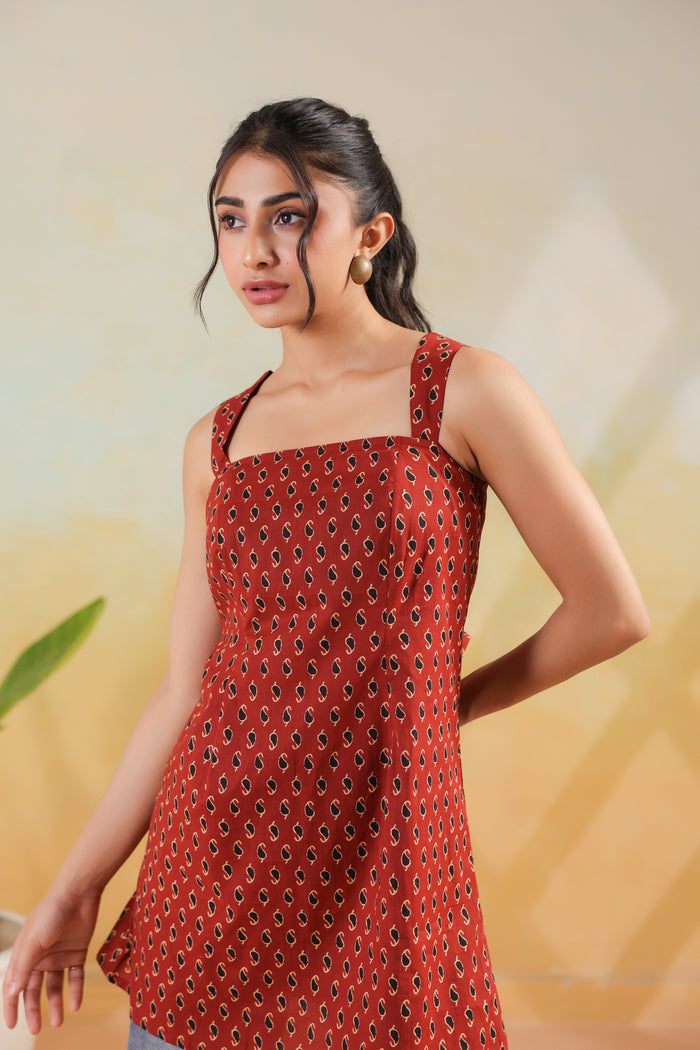 Red Mini Paisley Printed Cotton Summer Sleeveless Short Kurti