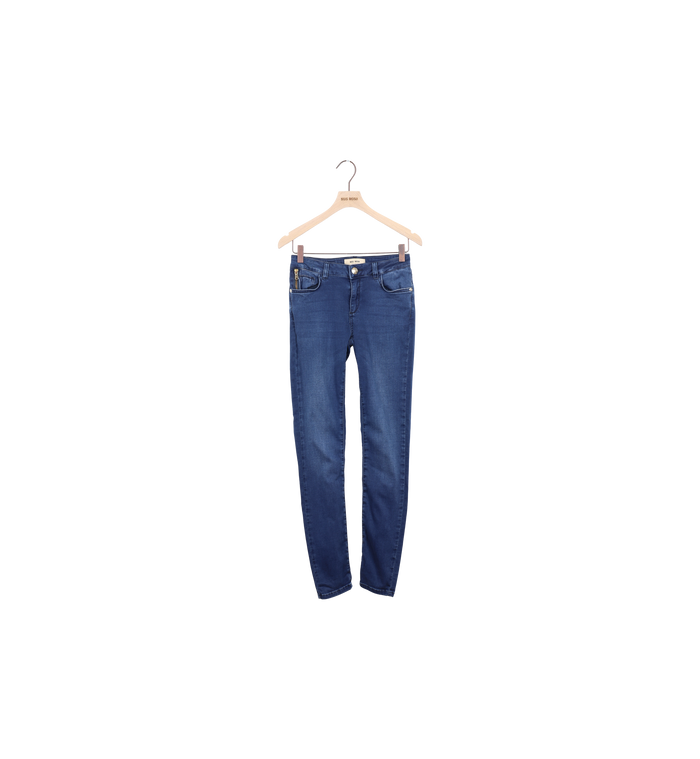Packshot / Dark Blue / ReLoved