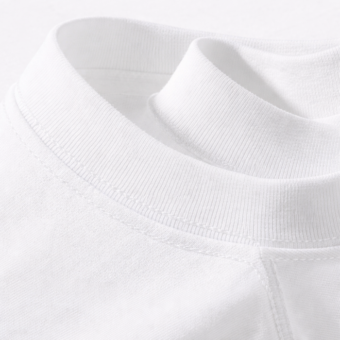 T-shirt blanc homme – Design typographique artistique streetwear