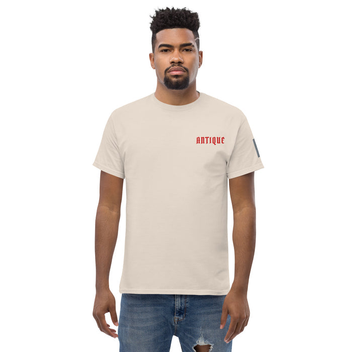 T-shirt Classique Antique Beige Clair face - logo Antique sur la poitrine