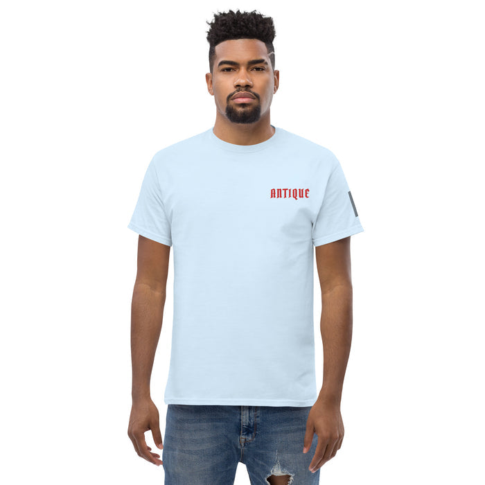 T-shirt Classique Antique Bleu Clair face - logo Antique sur la poitrine