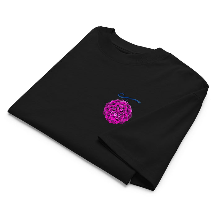 T-shirt oversize col montant anime Noir plié - gros plan fleur imprimée à la poitrine
