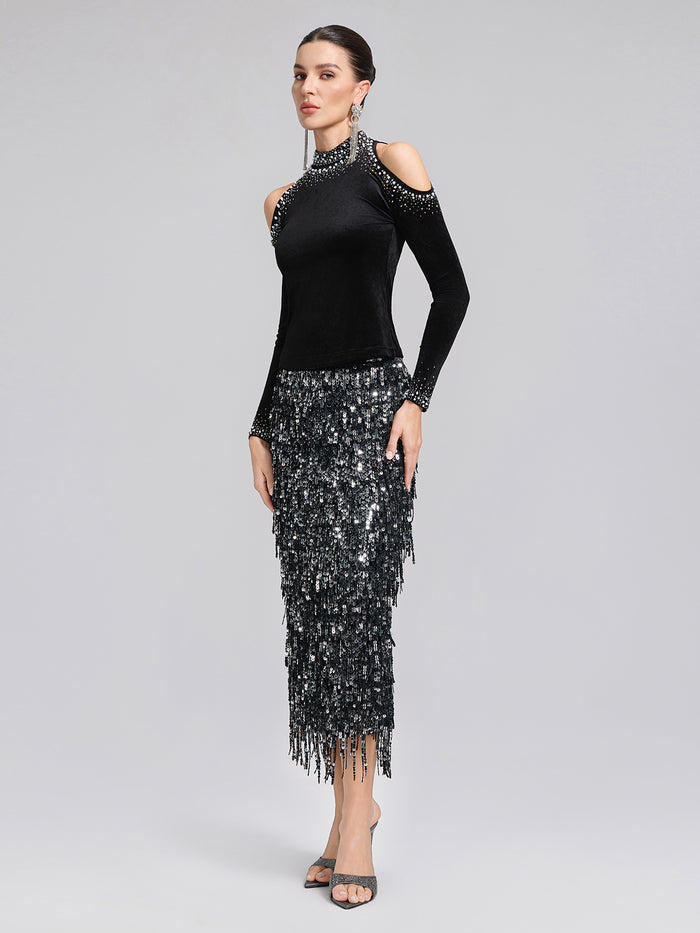 Elegant embroidered dress with refined style