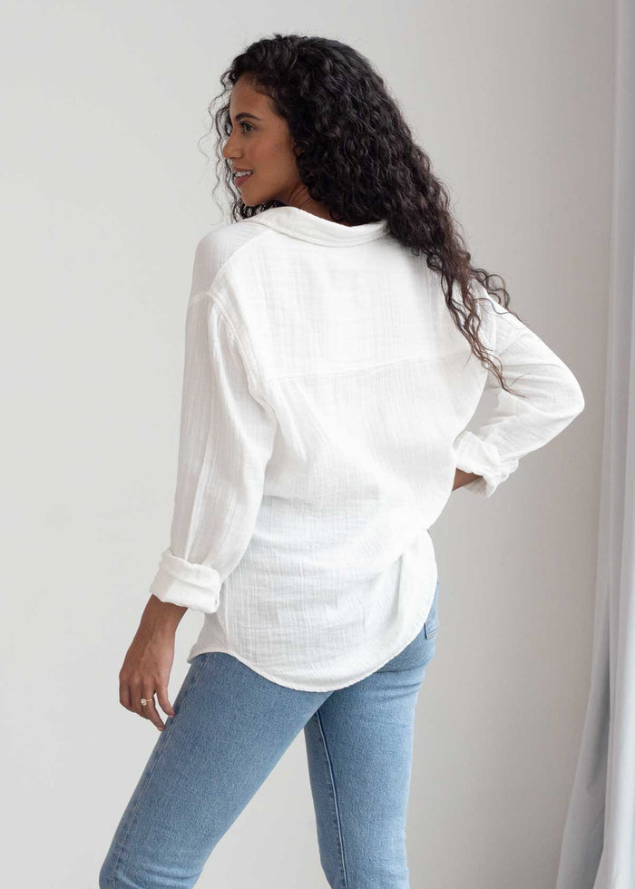 Women's Leisure Long Sleeve Button-Up