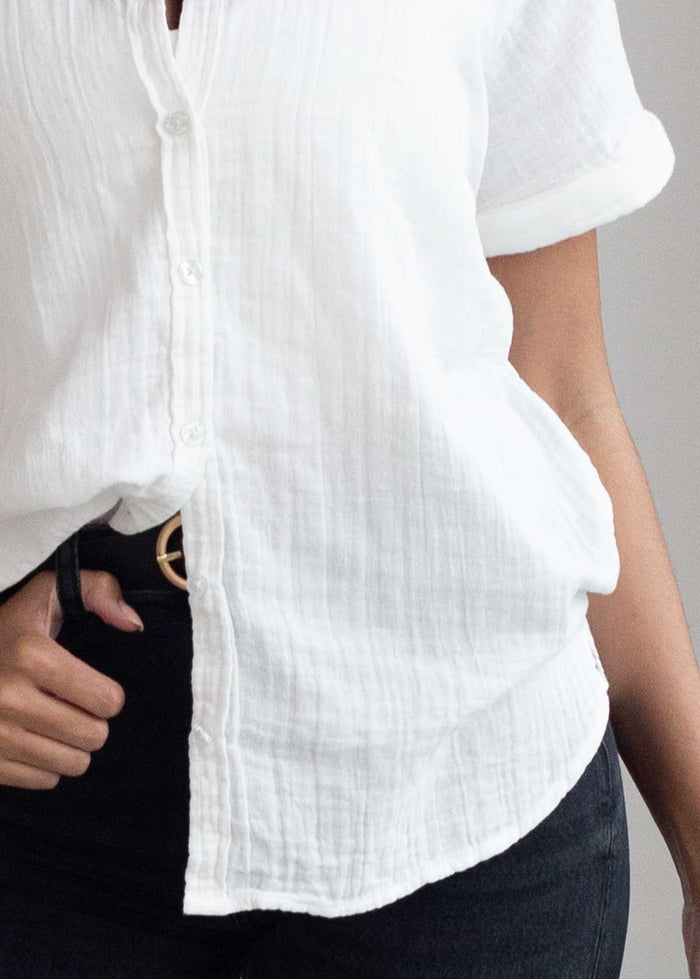 Women's Weekend Button-Up