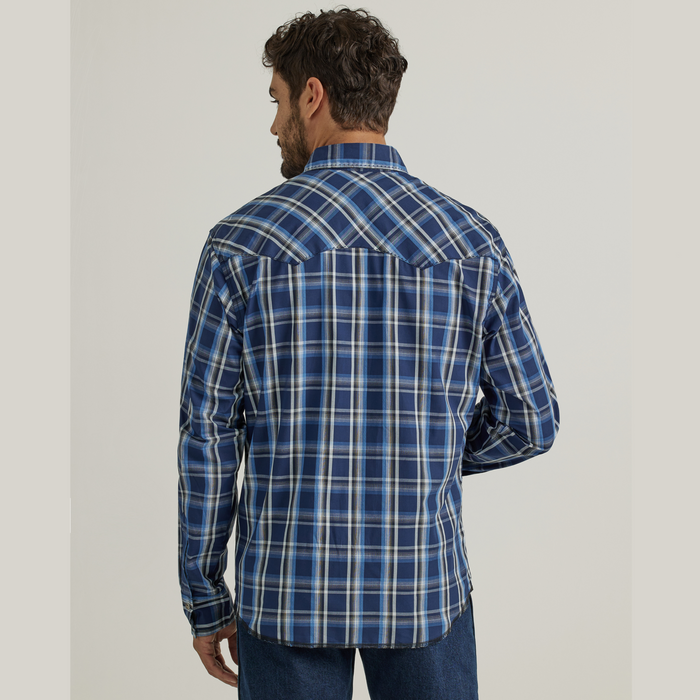Wrangler Men's Long Sleeve Western Snap Plaid Shirt- Berry Blue