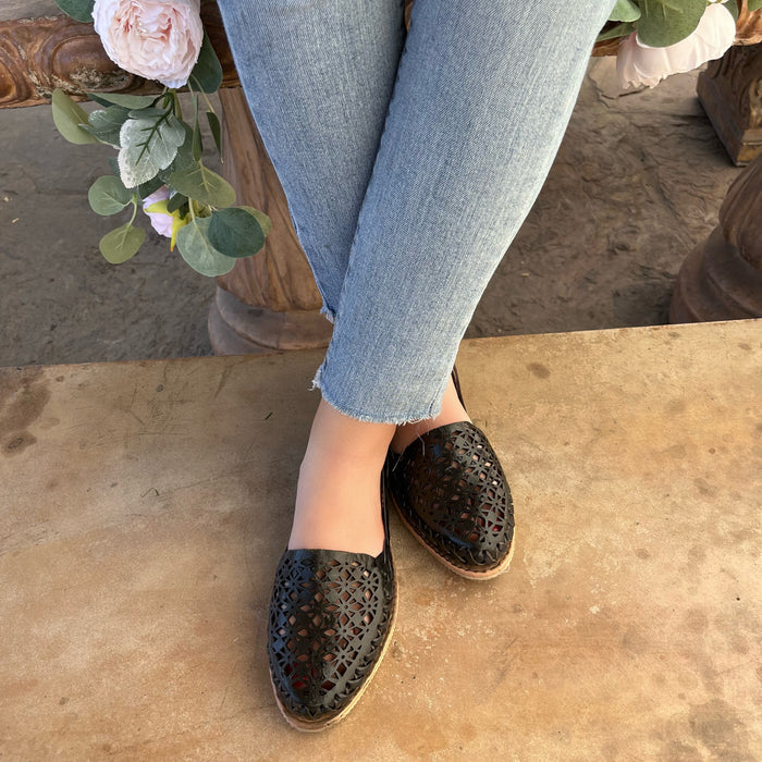 "Ximena" Women's Huaraches - Black