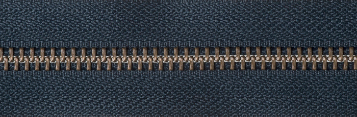 YKK Strong Metal Tooth Open End Zip: 66cm