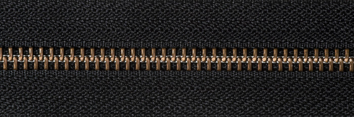 YKK Strong Metal Tooth Open End Zip: 66cm