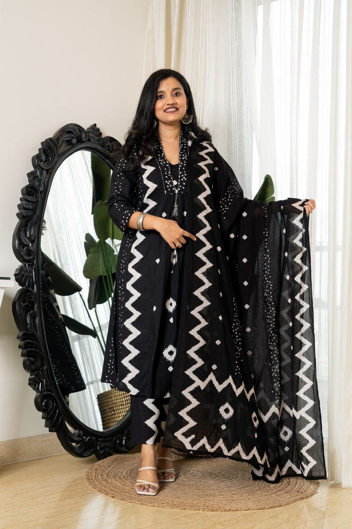 Ziya Black Flared Cotton Set
