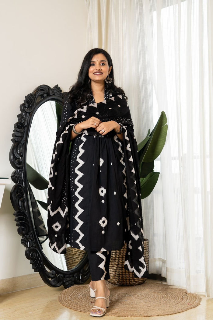 Ziya Black Flared Cotton Set